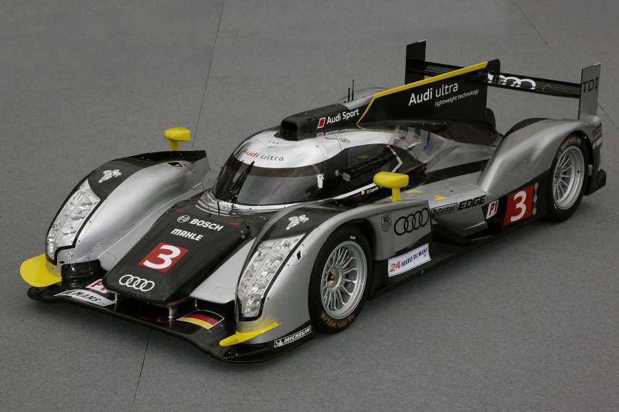  Audi R18 TDI Ultra Le Mans 24hr 2011 года  (фото 108 из 108)